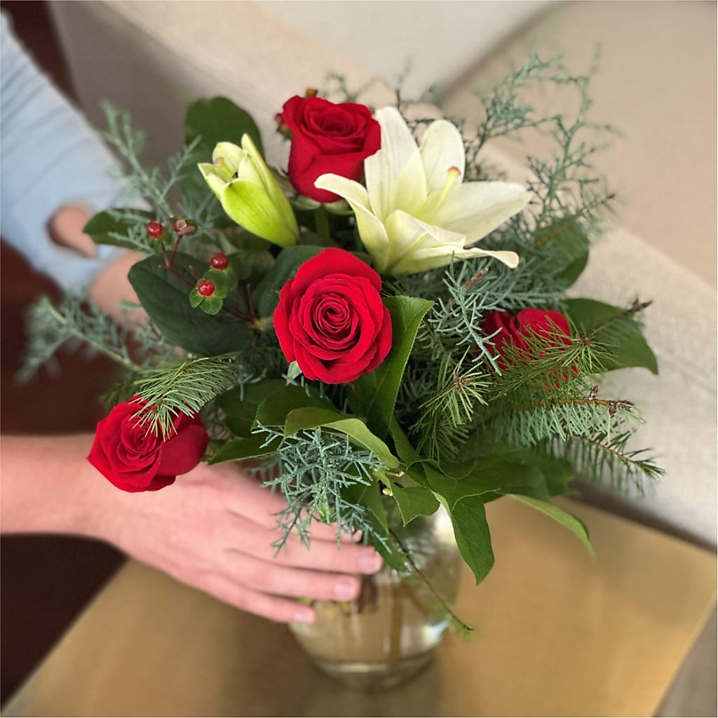 Glittering Lights Bouquet – The Flower Basket, Lebanon MO