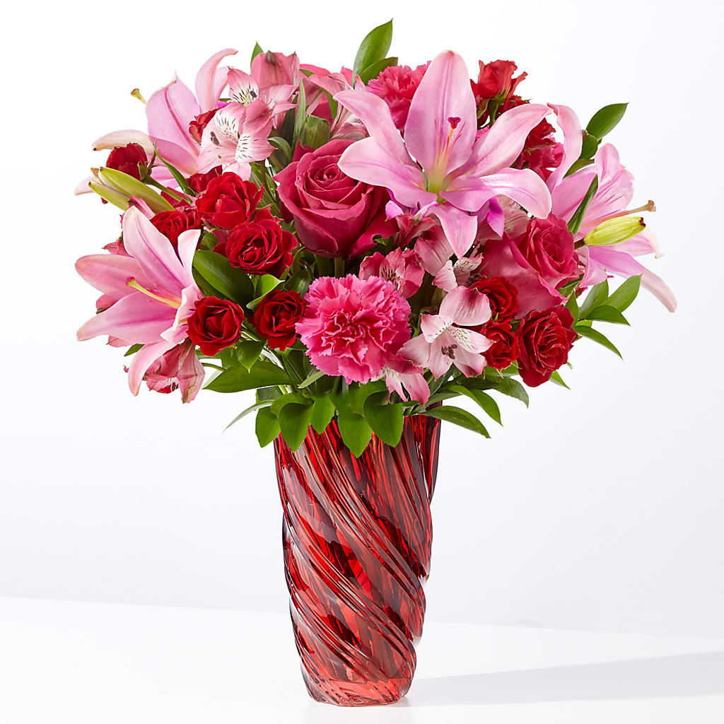 In Love Bouquet with Luxe Swirl Vase – The Flower Basket, Lebanon MO