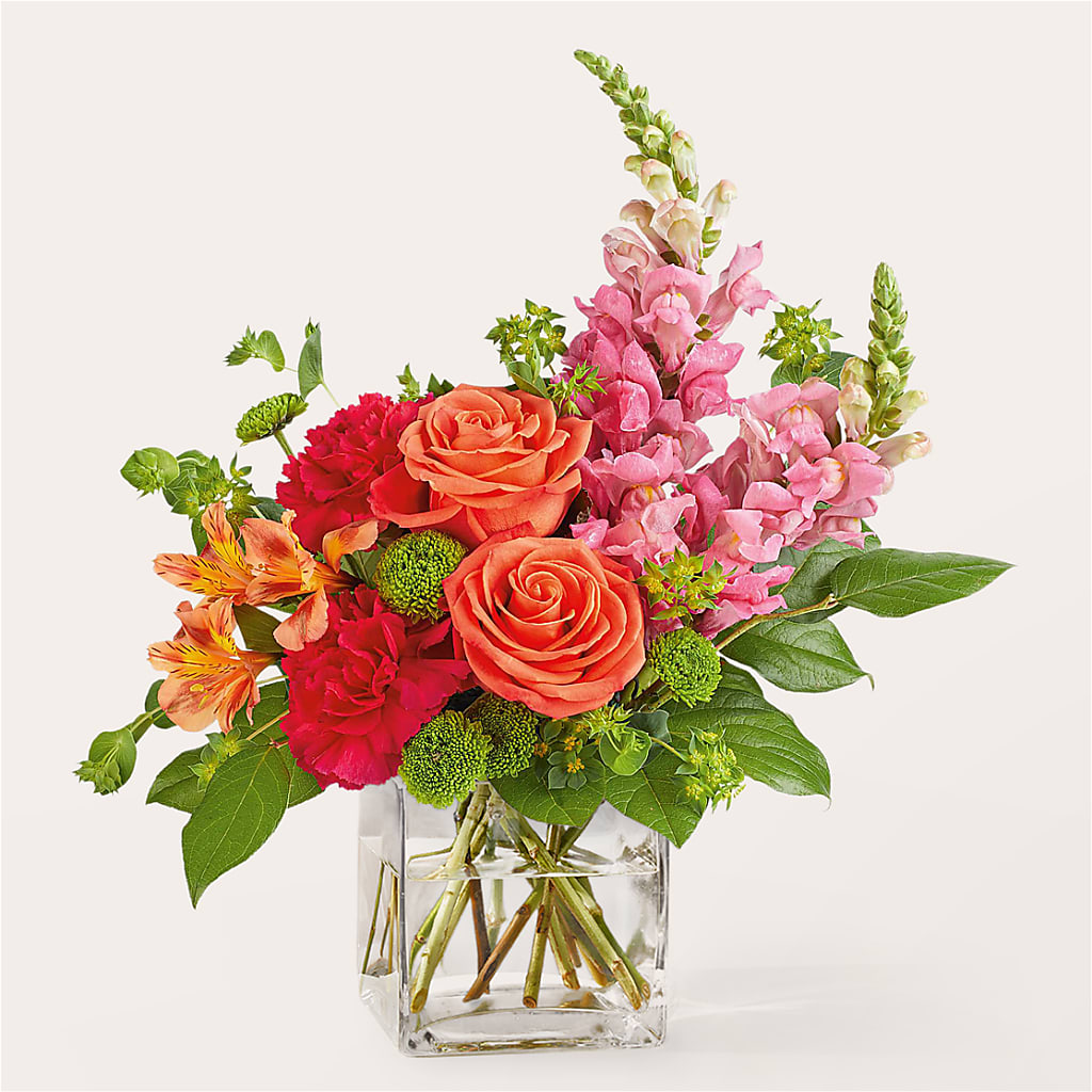 Cosmopolitan Bouquet – The Flower Basket, Lebanon MO