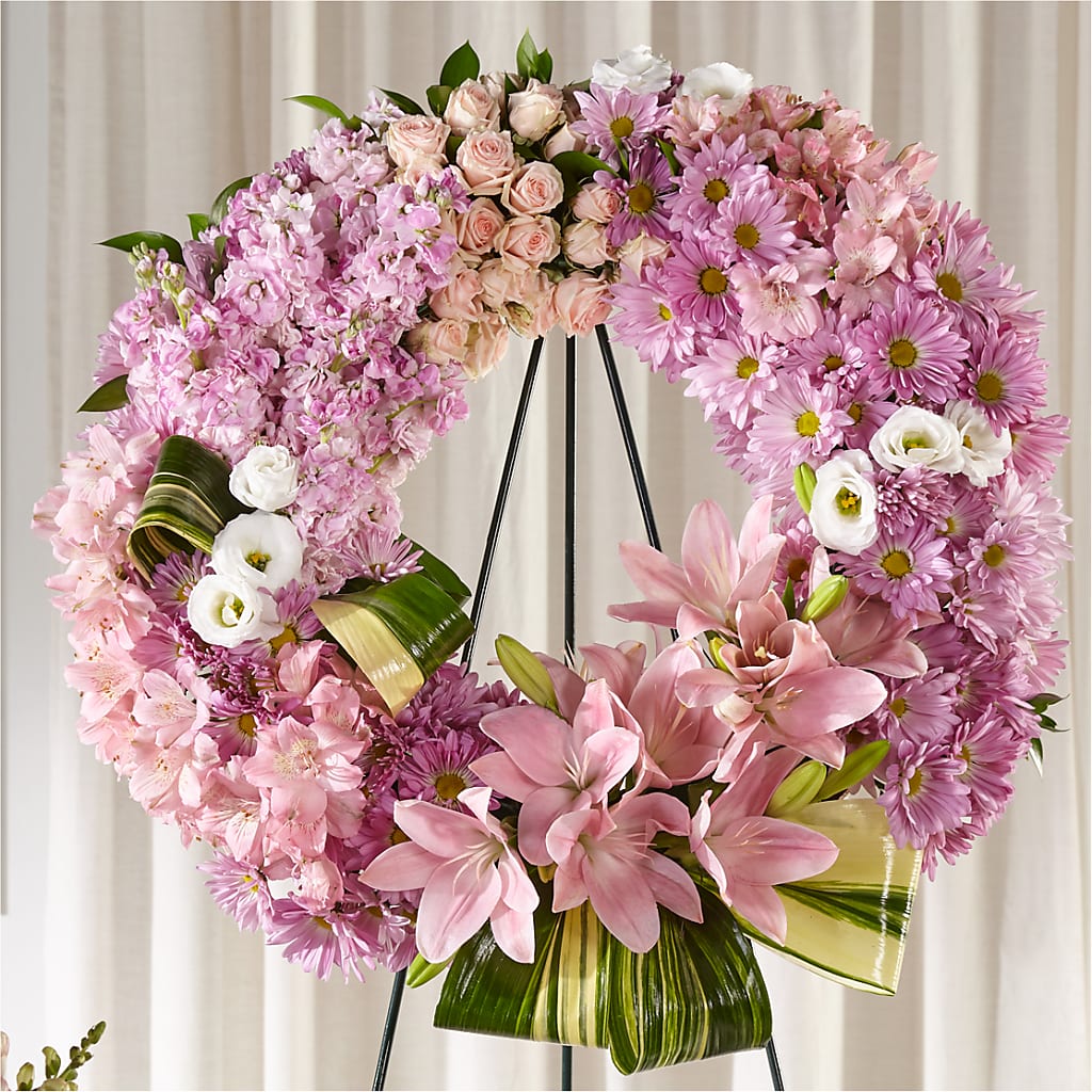 Gift of Warmth Wreath – The Flower Basket, Lebanon MO