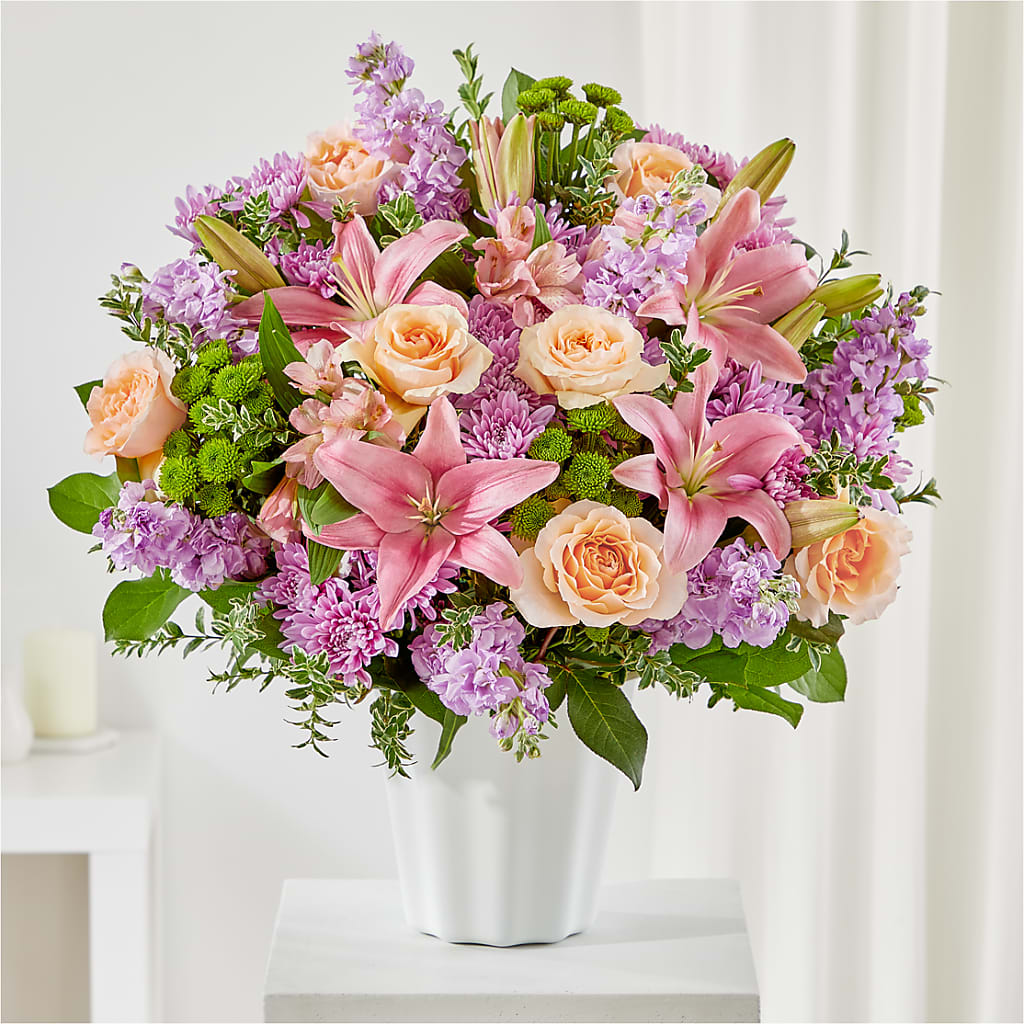 Supportive Embrace Tabletop Basket – The Flower Basket, Lebanon MO