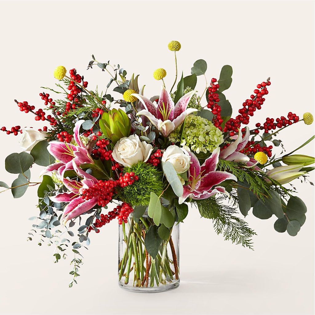 Berry & Bright Bouquet – The Flower Basket, Lebanon MO