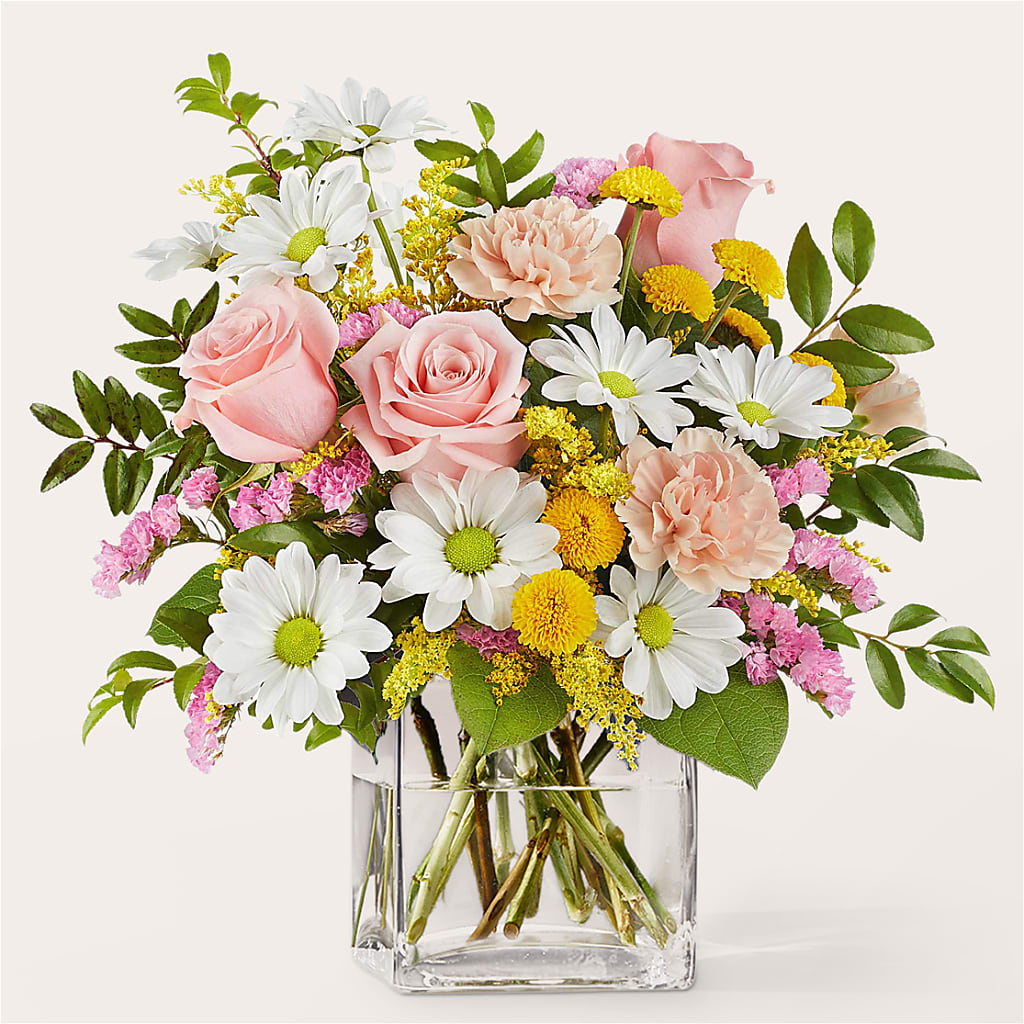 Country Cottage Bouquet –  The Flower Basket, Lebanon MO