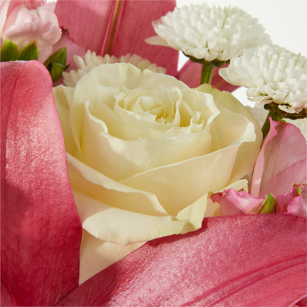 Piece of Cake Bouquet –  The Flower Basket, Lebanon MO