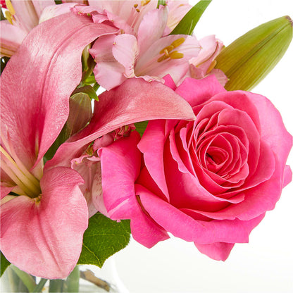 Lots of Love Bouquet –  The Flower Basket, Lebanon MO