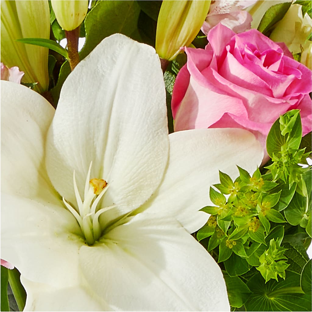 Fondly Bouquet –  The Flower Basket, Lebanon MO